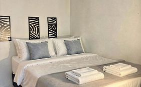 Apartamentos Privativos a 8 min do Aeroporto de Salvador e Próximo às Praias
